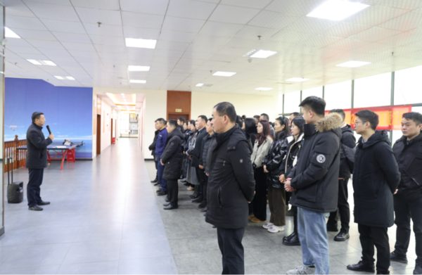 公司动态 | 优米app官网开展节前送温暖慰问活动